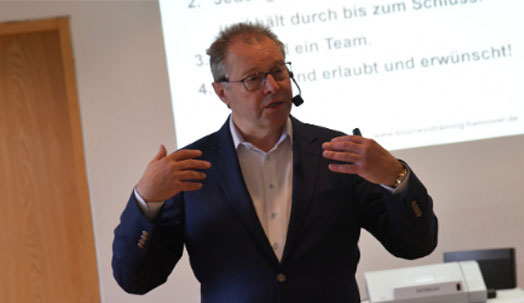 Andreas Berwing Keynote-Speaker Ehrlich führen 1